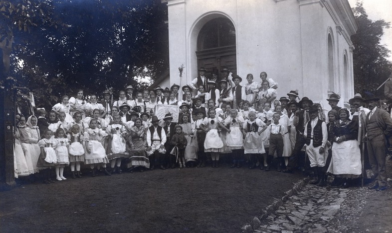 4) dožínky v Kohoutovicích 1910