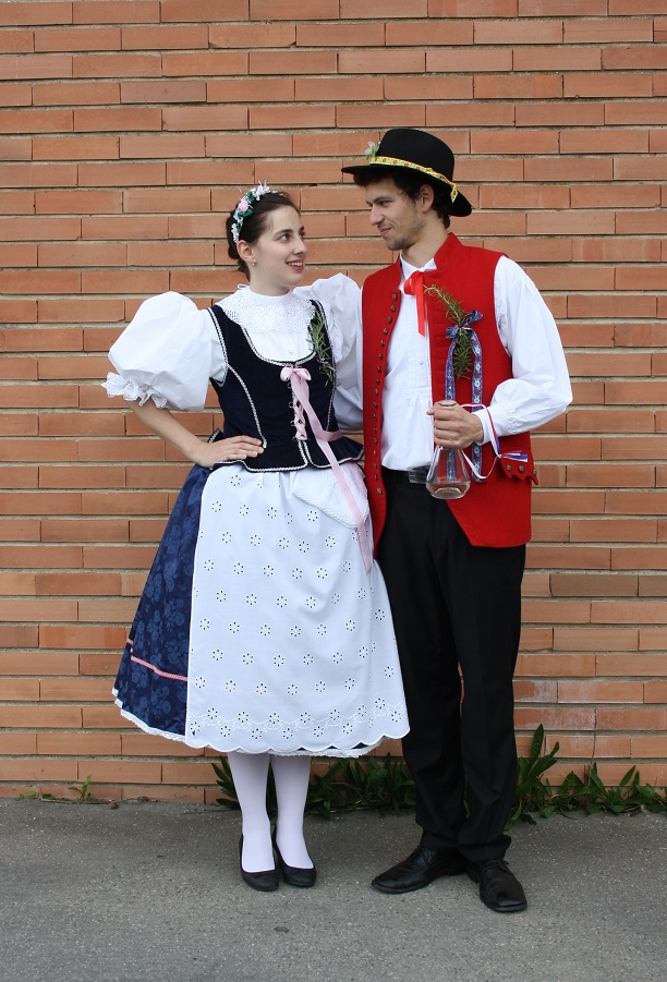 1) kroj z Brna-Starého Lískovce, květen 2014