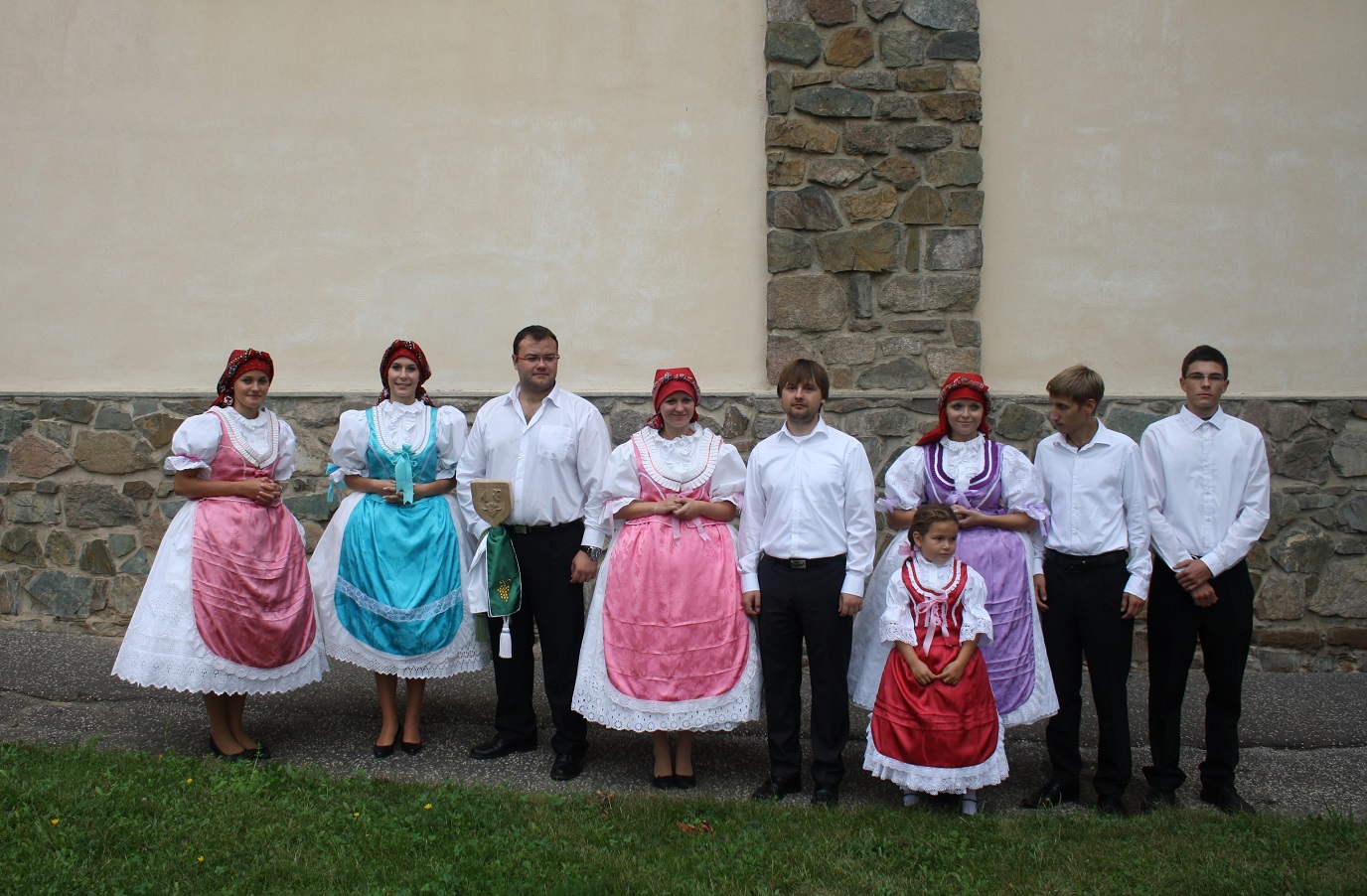 3)  krojovaná skupina ze Žebětína