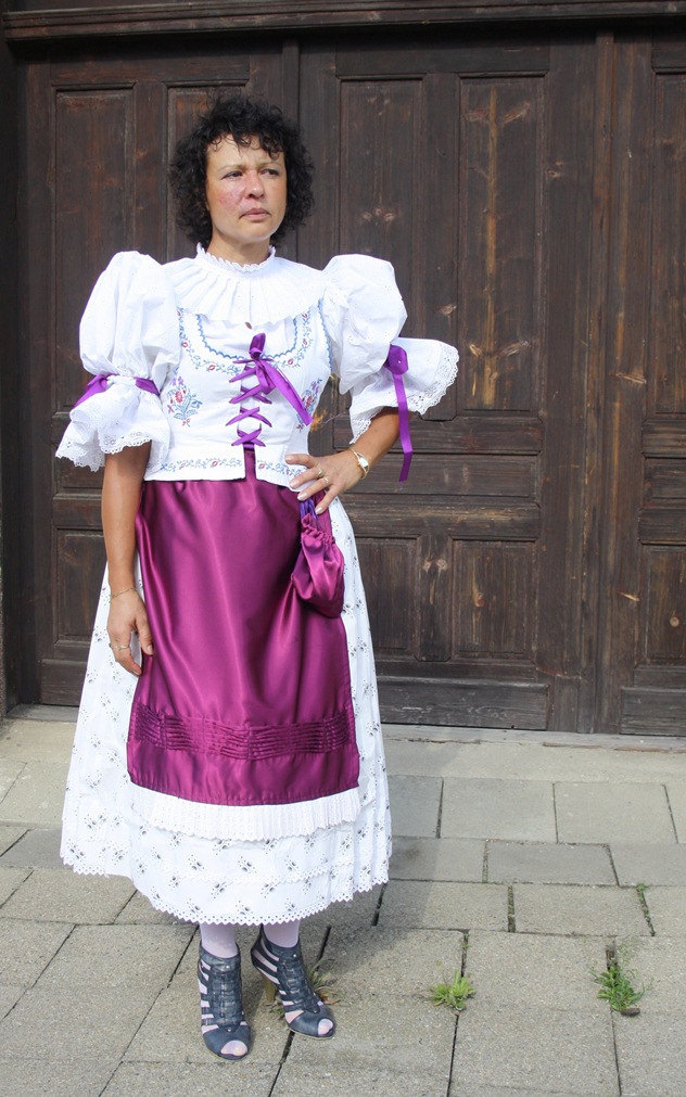 2) Prštice, Babské hody 8.9.2012